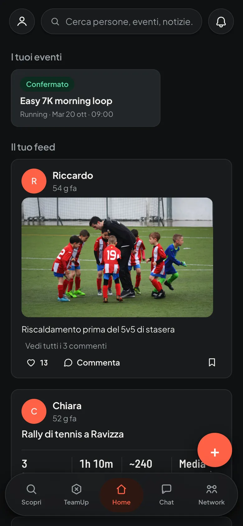 schermata feed Home, tema scuro